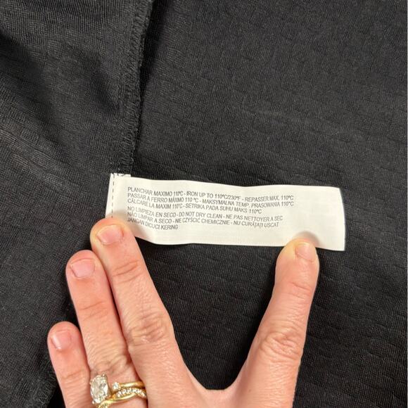 NWT BW Collection Zara size M Black Textured Cap Sleeve Dress Midi Knit Bodycon - Picture 12 of 12